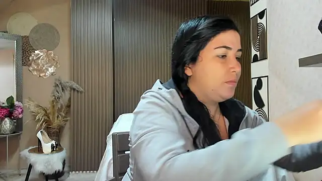 Snapshot of BBWLuxuryMuse chatting on May 2026 11:31:02 AM BBWLuxuryMuse online show from May 2026 11:31:02 AM