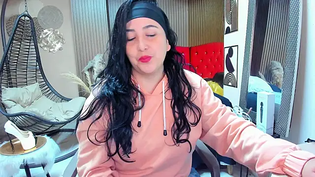 Snapshot of BBWLuxuryMuse chatting on July 2026 12:22:02 PM BBWLuxuryMuse online show from July 2026 12:22:02 PM