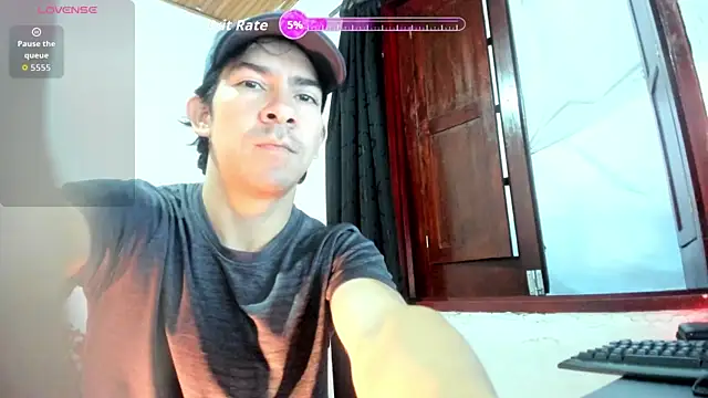 Snapshot of Piter_Drako chatting on June 2026 11:14:01 PM Piter Drako online show from June 2026 11:14:01 PM
