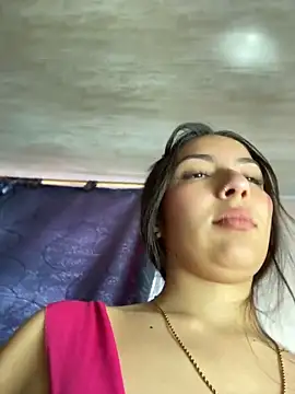 Julieth ec online show from May 2026 12:34:01 PM