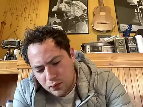 alecsgzz online show from May 2026 02:26:02 PM