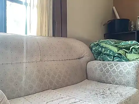 alecsgzz online show from June 2026 08:52:01 PM