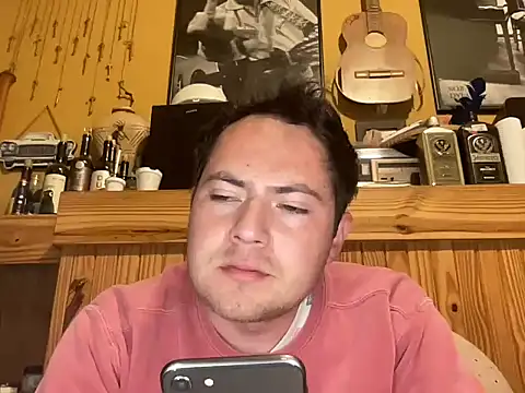 alecsgzz online show from May 2026 02:32:01 AM