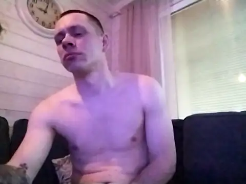 Snapshot of fitboyy_ chatting on May 2026 06:02:02 PM fitboyy online show from May 2026 06:02:02 PM