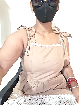 Shaloni Patil online show from May 2026 08:18:01 AM