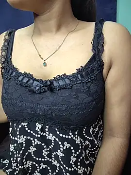 Snapshot of Menaxi_Baby7 chatting on May 2026 07:08:01 PM Menaxi Baby7 online show from May 2026 07:08:01 PM