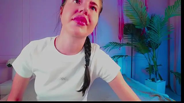 Emily xoo online show from May 2026 08:07:02 PM