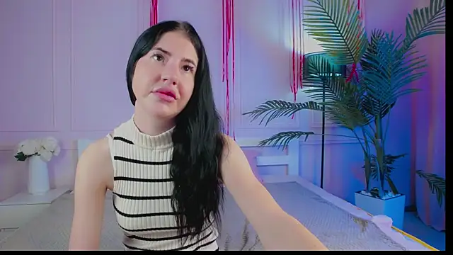 Emily xoo online show from May 2026 02:13:02 PM