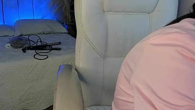 MelCherry online show from August 2026 04:08:01 AM