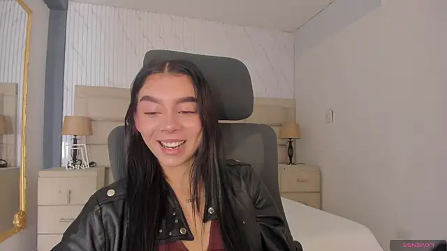 MelCherry online show from May 2026 10:07:02 PM