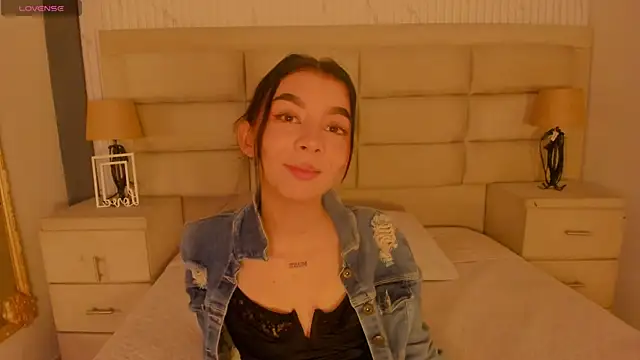 MelCherry online show from May 2026 10:13:01 PM