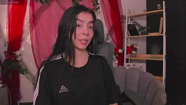 MelCherry online show from May 2026 10:35:02 PM