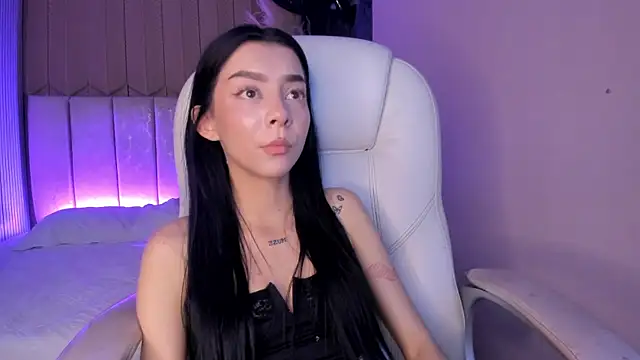 MelCherry online show from August 2026 04:18:02 AM