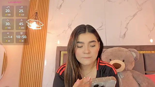 Mia Rodriguezz  online show from June 2026 03:38:01 AM