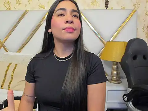 SussyFoxxx online show from June 2026 07:48:01 PM