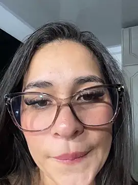 SussyFoxxx online show from May 2026 02:35:02 AM