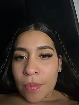 SussyFoxxx online show from May 2026 04:52:01 AM