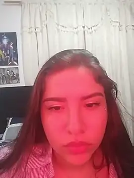 LinaColombianGirl online show from May 2026 05:45:01 AM