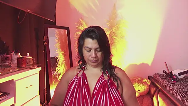 Martina Foxy01 online show from May 2026 11:27:01 AM
