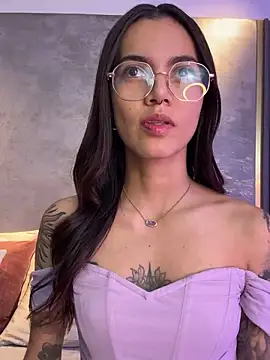 VeroJenkins  online show from June 2026 12:38:01 PM