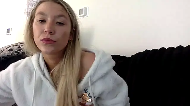 Misss alyssaaa online show from May 2026 03:27:01 PM