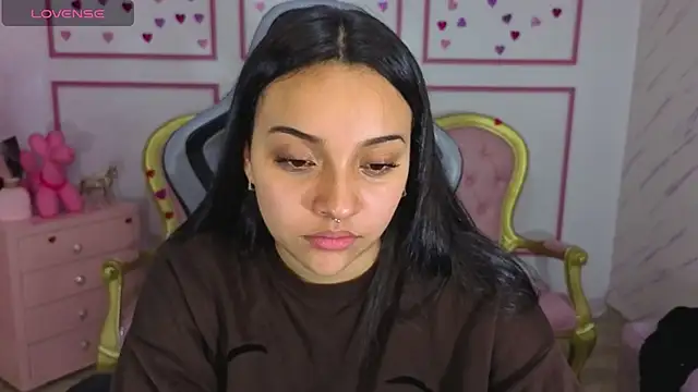 lia harper t online show from May 2026 02:53:01 AM