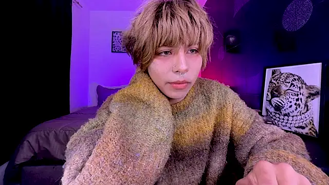 Aronn 44 online show from June 2026 04:56:02 AM