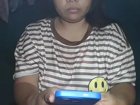 MommyKaye30 online show from June 2026 07:59:02 PM
