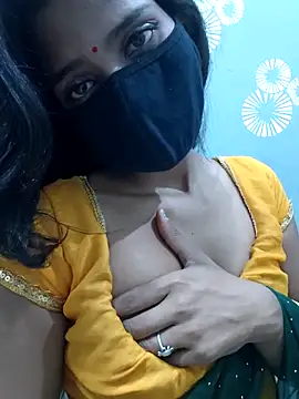 Snapshot of Hot_Candy77 chatting on May 2026 08:46:01 AM Hot Candy77 online show from May 2026 08:46:01 AM