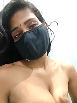Snapshot of Hot_Candy77 chatting on May 2026 07:52:02 PM Hot Candy77 online show from May 2026 07:52:02 PM
