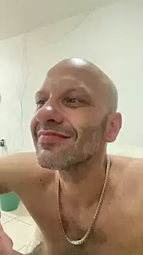 french solo X online show from May 2026 02:43:01 PM