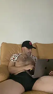 french solo X online show from May 2026 06:50:01 AM