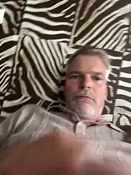 Snapshot of Thor-82 chatting on June 2026 01:20:02 PM Thor-82 online show from June 2026 01:20:02 PM