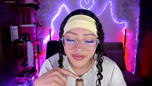 liz martins1 online show from June 2026 02:33:01 AM