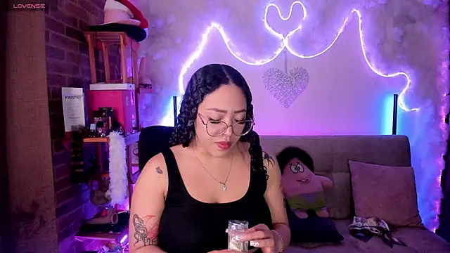 liz martins1 online show from June 2026 02:17:01 AM