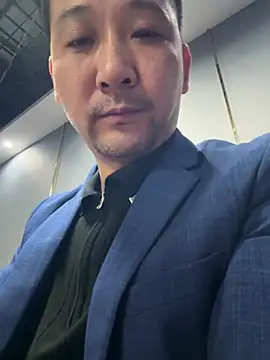 semir-xin online show from May 2026 02:42:01 PM