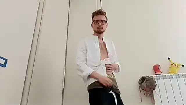Red dragon94 online show from May 2026 11:37:01 AM