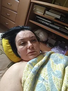 EmmaEmmy40 online show from July 2026 04:32:01 PM