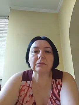 EmmaEmmy40 online show from June 2026 04:12:01 PM