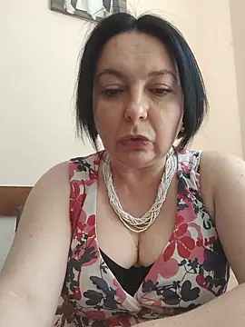 EmmaEmmy40 online show from June 2026 10:31:02 AM