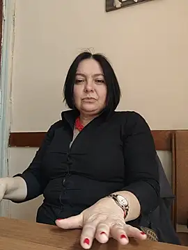 Snapshot of EmmaEmmy40 chatting on May 2026 11:41:02 AM EmmaEmmy40 online show from May 2026 11:41:02 AM