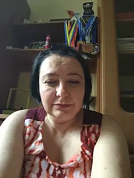 EmmaEmmy40 online show from June 2026 02:26:01 PM