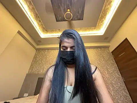 Miss Heer online show from May 2026 07:10:02 PM
