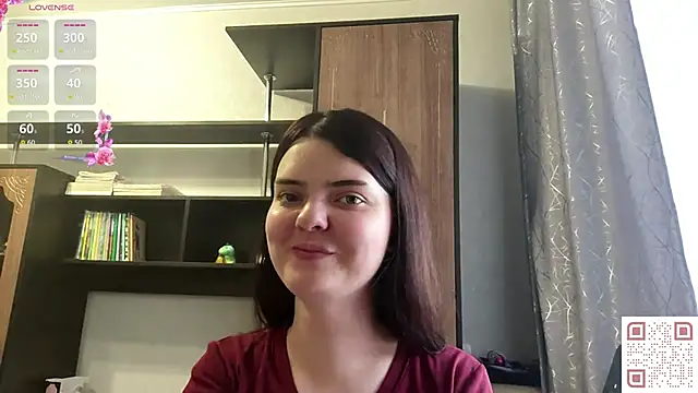 Snapshot of RebelDesiree chatting on June 2026 08:14:01 AM RebelDesiree online show from June 2026 08:14:01 AM