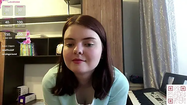 Snapshot of RebelDesiree chatting on May 2026 09:18:02 AM RebelDesiree online show from May 2026 09:18:02 AM