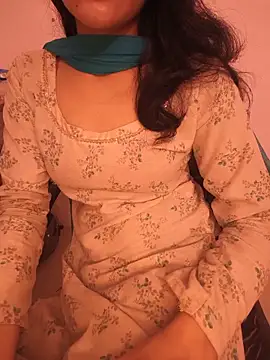 zoya baby  online show from June 2026 03:39:02 PM