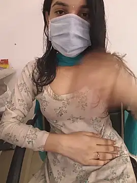 zoya baby  online show from June 2026 03:33:02 AM