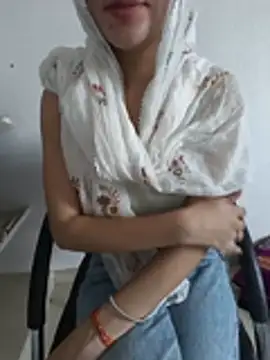 Snapshot of zoya_baby_ chatting on June 2026 08:57:02 AM zoya baby online show from June 2026 08:57:02 AM
