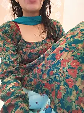 Snapshot of zoya_baby_ chatting on July 2026 04:31:01 AM zoya baby online show from July 2026 04:31:01 AM