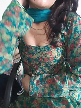 Snapshot of zoya_baby_ chatting on June 2026 10:37:02 AM zoya baby online show from June 2026 10:37:02 AM